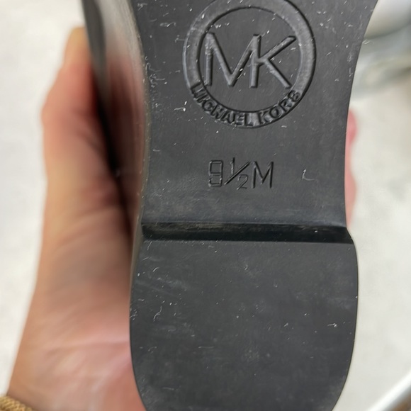 MICHAEL Michael Kors BLACK WEDGE BOOTIE - Picture 14 of 16